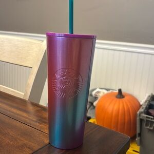 24 ounce Starbucks cup